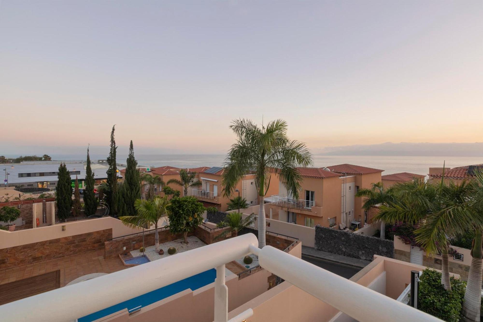 My Island Escape - Sea Views - Private Pool, Sauna Puerto de Santiago  Exterior photo